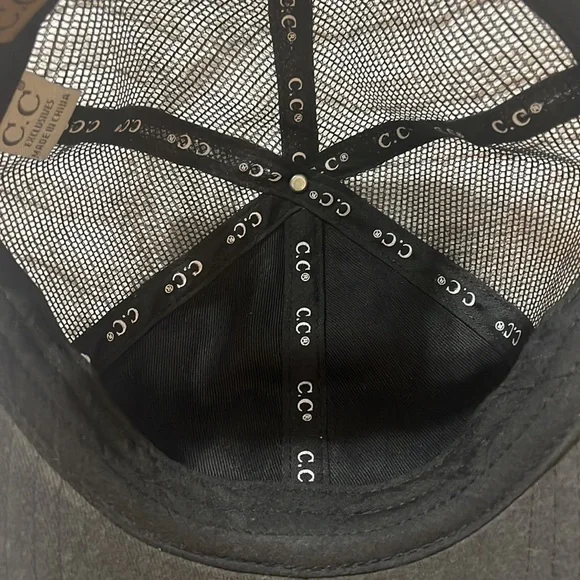 CC brand hat with Velcro back and jeweled heart - Picture 7 of 9